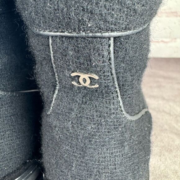 Chanel $1450 Wool Lace Up Black Biker Ankle Boots 9 - Picture 8 of 13
